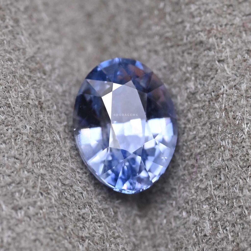 1ct Light Blue Natural Sapphire Ceylon Oval Stone for Jewellery නිල් රත්නය අමු මැණික ශ්‍රී ලංකා