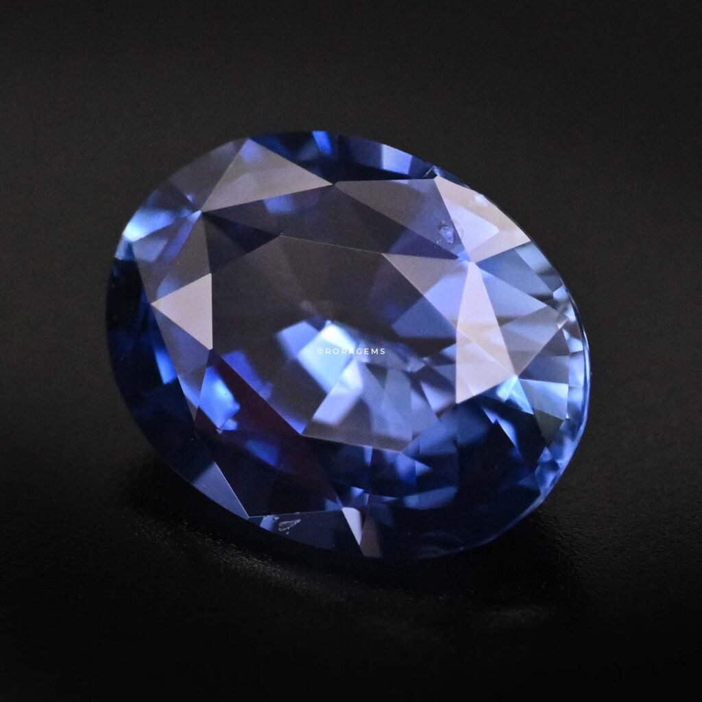 1 ct natural cornflower blue sapphire nilam stone Sri Lanka, unheated Ceylon gem for jewellery