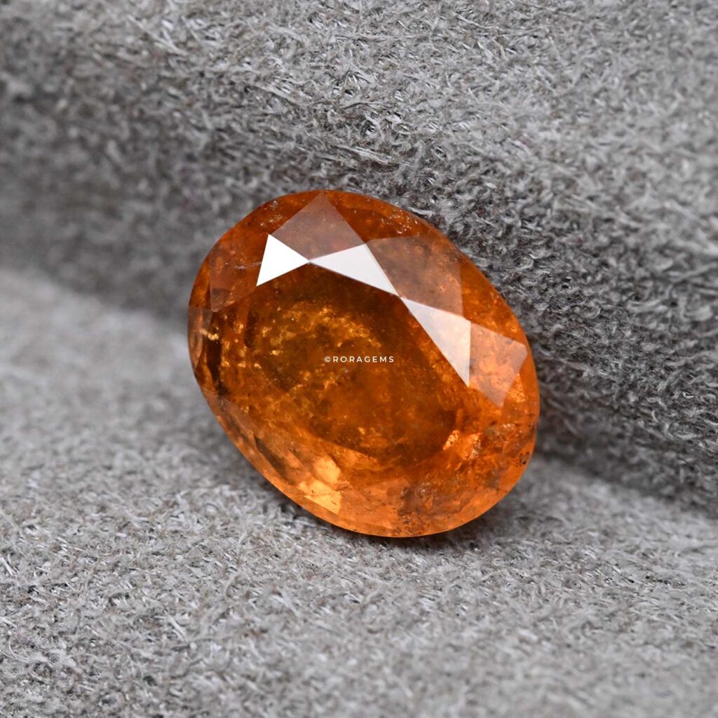 Ceylon Orange Garnet ගෝමේද ජ්‍යොතිෂ ගල් gemstone suitable for astrology jewellery