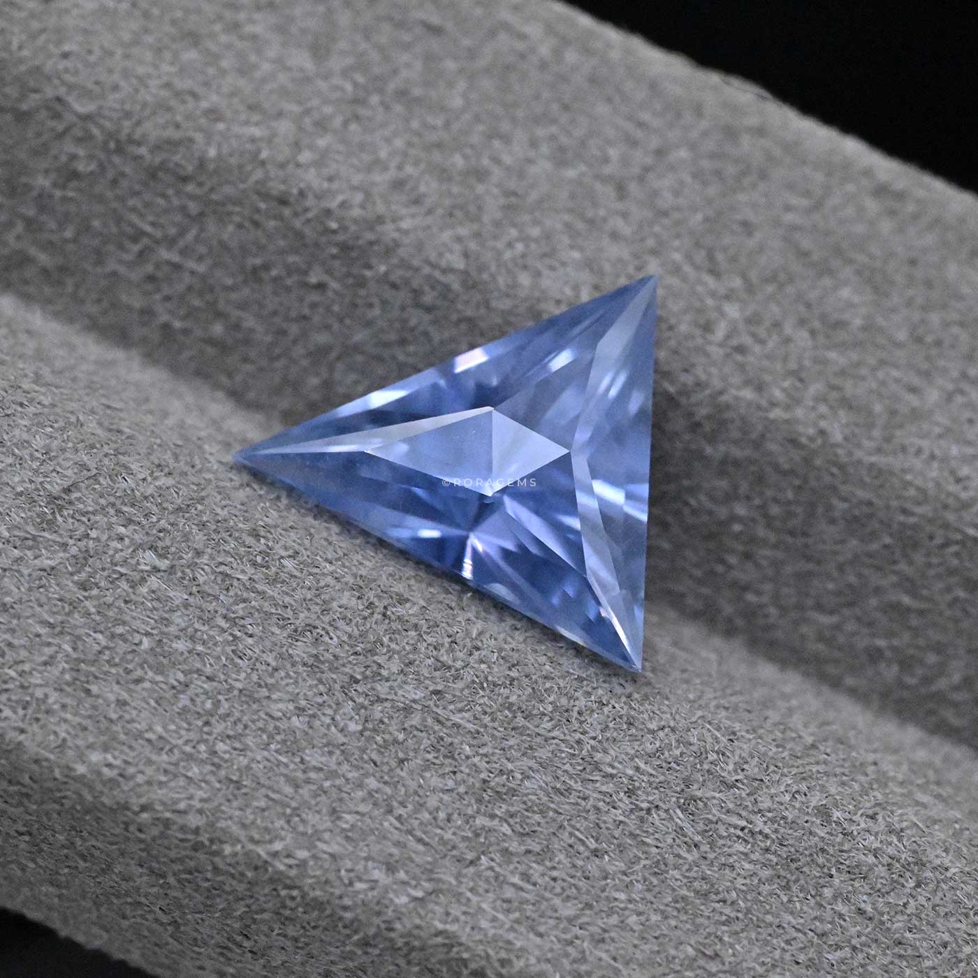 Best place to buy sapphire in Sri Lanka, this blue safire price gem from a reputed borella sapphire shop offers rare quality for collectors and gifts