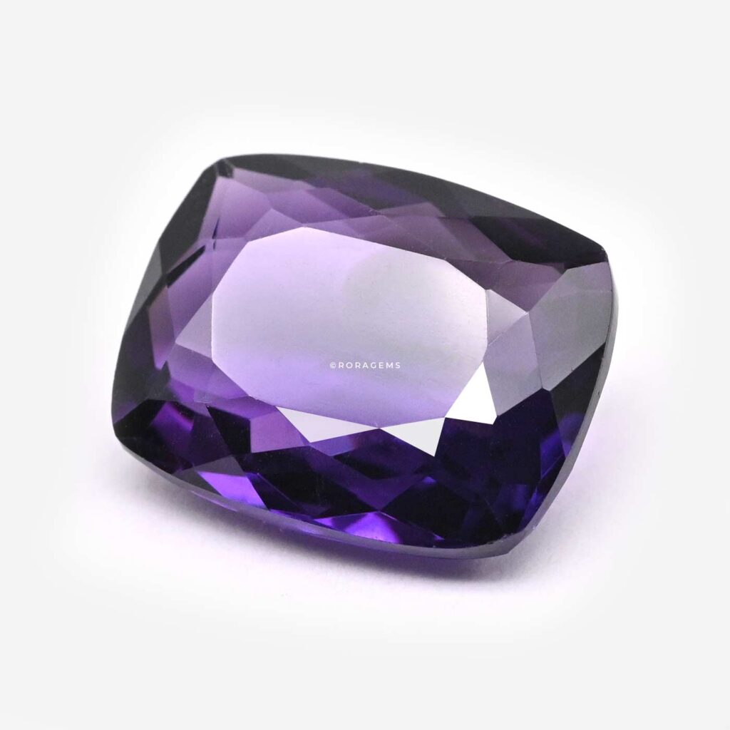 amethyst gemstone rectangular cushion shape purple quartz stone available in Boralla Colombo Sri Lanka amethyst amythest amethist ametyst