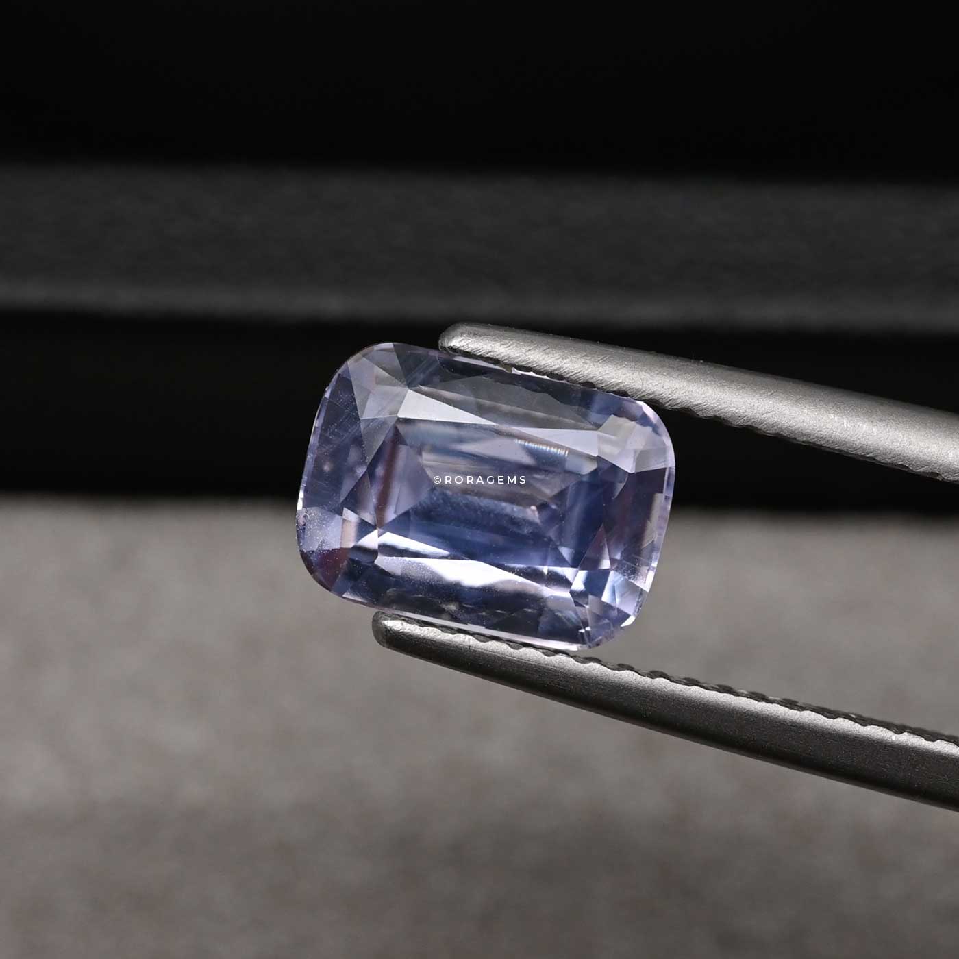 Loose purple sapphire gemstone from Sri Lanka, natural corundum suitable for engagement rings, pendants, and fashion jewelry.