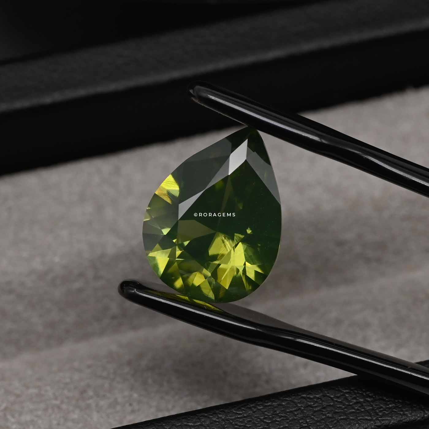 green color gemstones zircon loose gems available in ward place borella colombo sri lanka pear cut drop shape, pendants artisan jewelry projects.