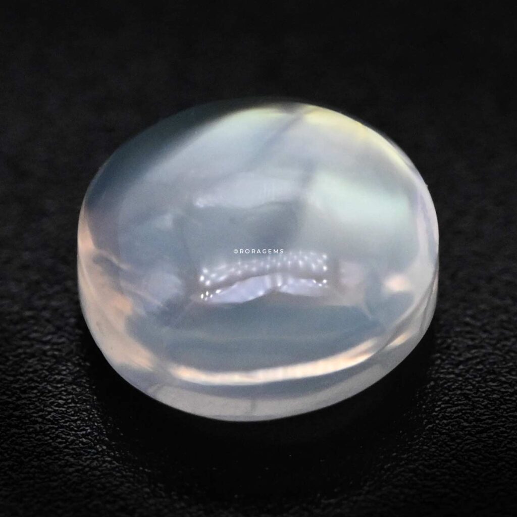 Natural loose Moonstone with a round cut and luminous glow. حجر القمر (Hajar Al Qamar) and Лунный камень (Lunnyy Kamen). Suitable for jewelry and astrology buy now