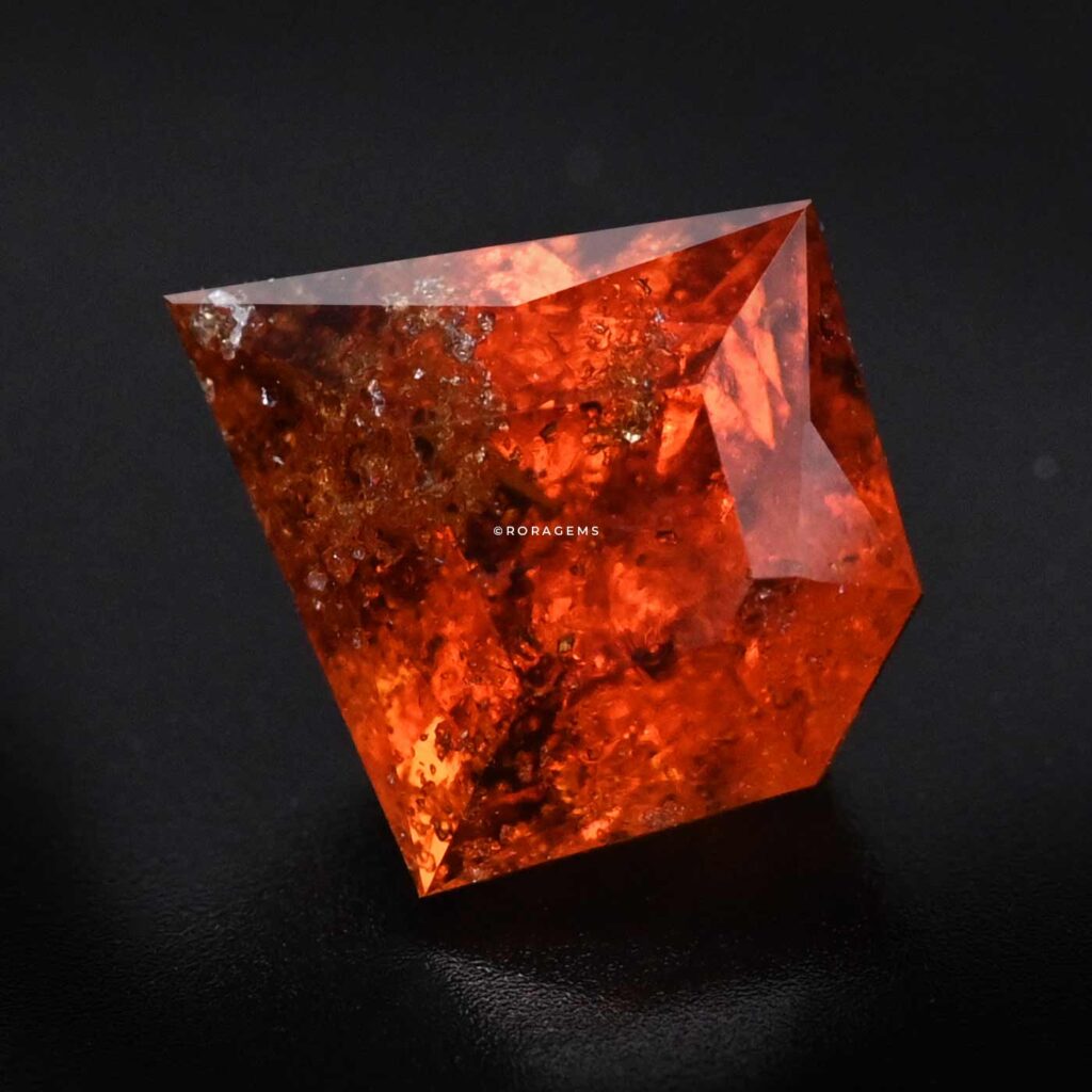 New Gomed hessonite garnet stone used for astrology purposes and modern spiritual jewelry settings best buy in colombo sri lanka