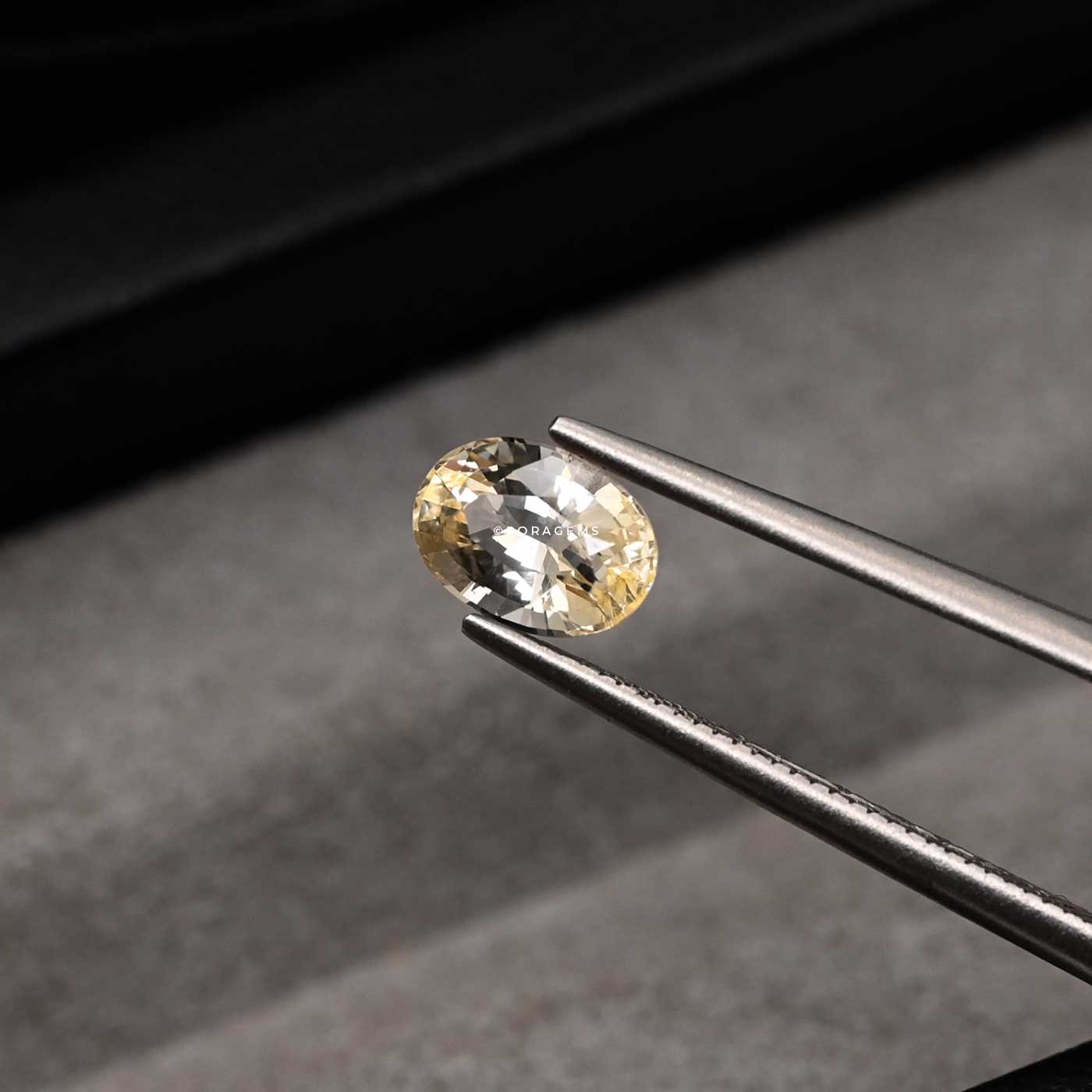 Natural Pukhraj gemstone suitable for Vedic astrology jewellery buy colombo gem market पुखराज रत्न